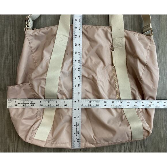 H&M Pink Duffle Bag - Picture 5 of 11